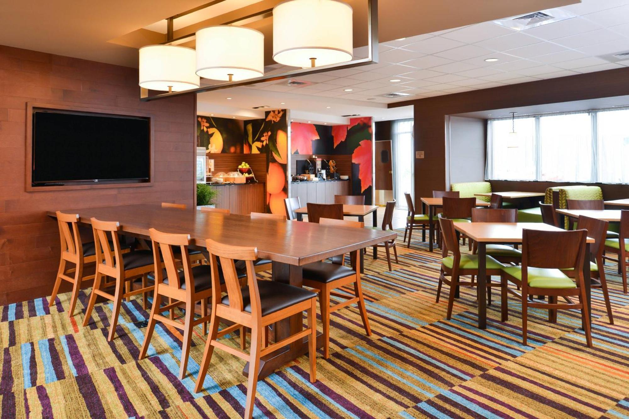 Fairfield Inn & Suites By Marriott Warrensburg Buitenkant foto